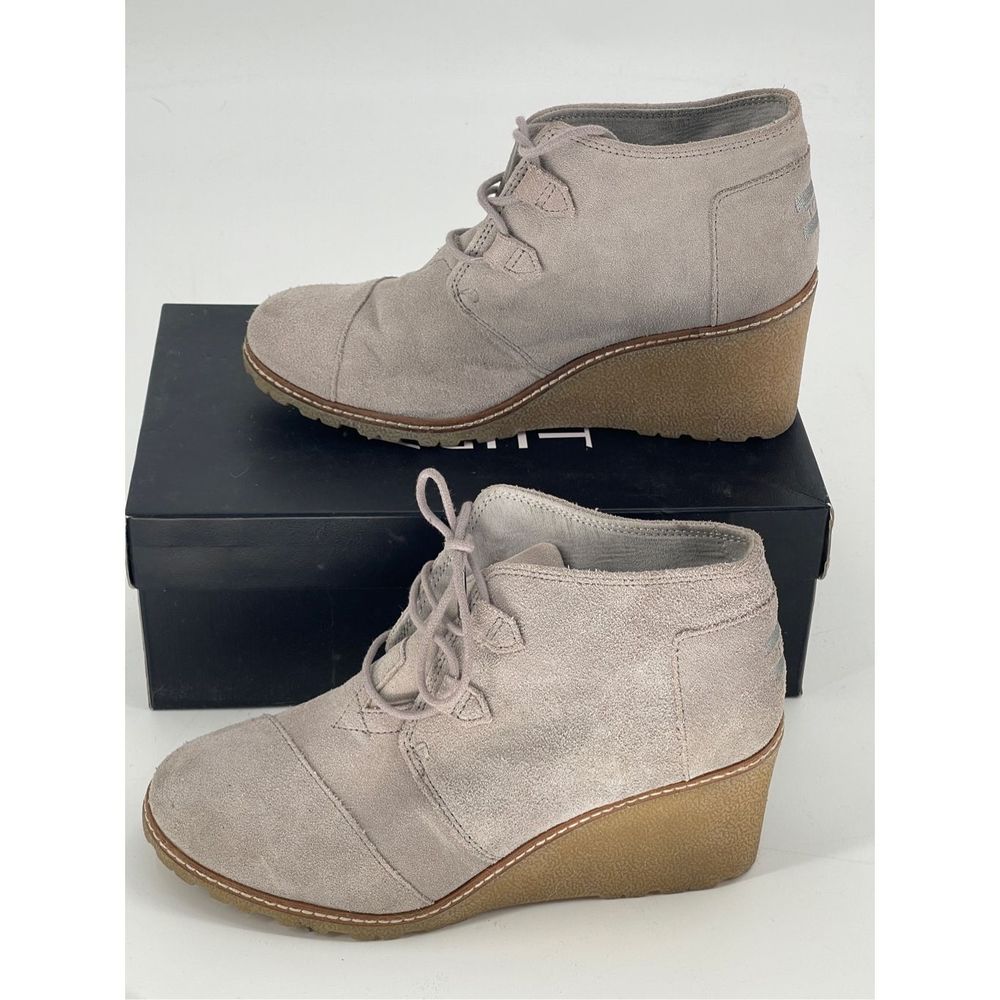 Tom's Wedge Boots Women's Size 9.5 Gray Suede Lace Up Bootie Shoes
